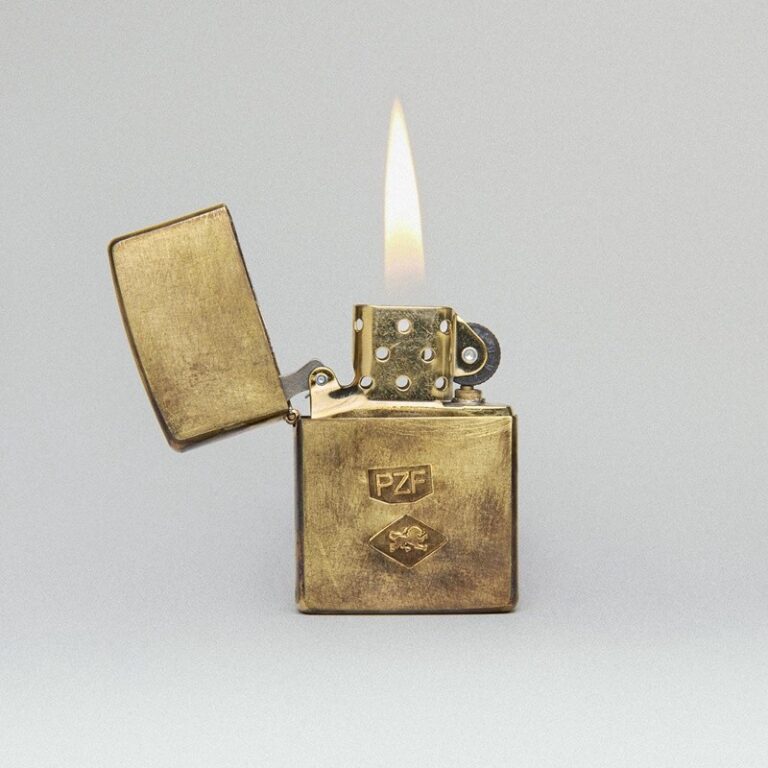 MUMFORD & SONS land at #4 with their sixth studio album Prizefighter!