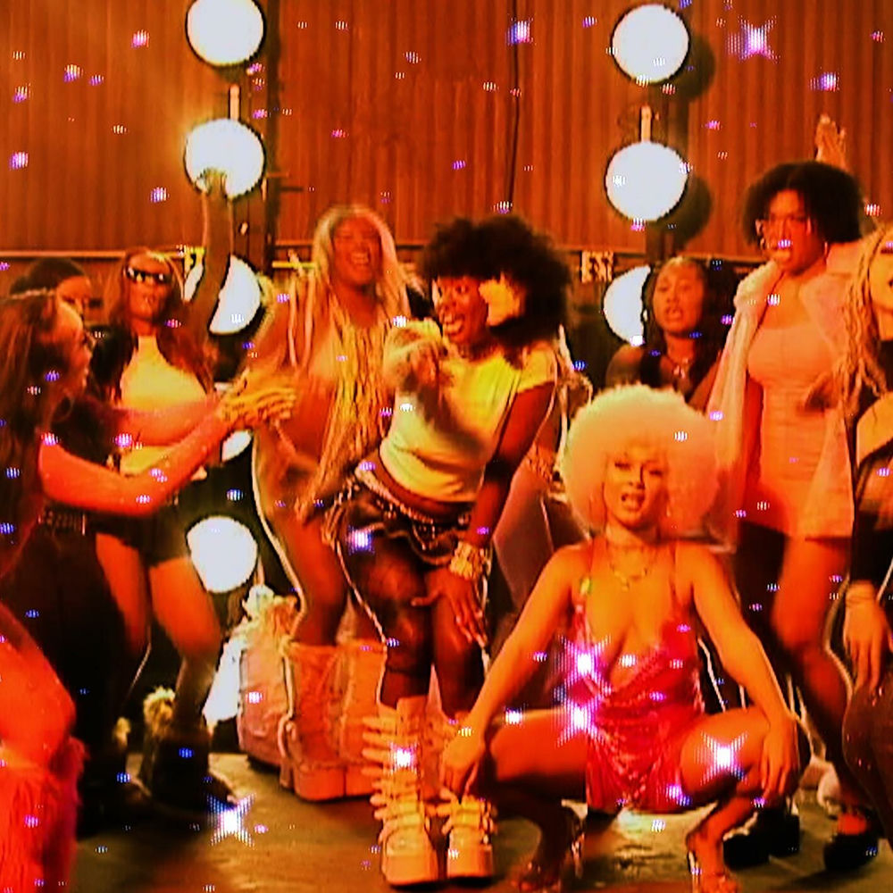 IT GIRL by ALIYAH'S INTERLUDE