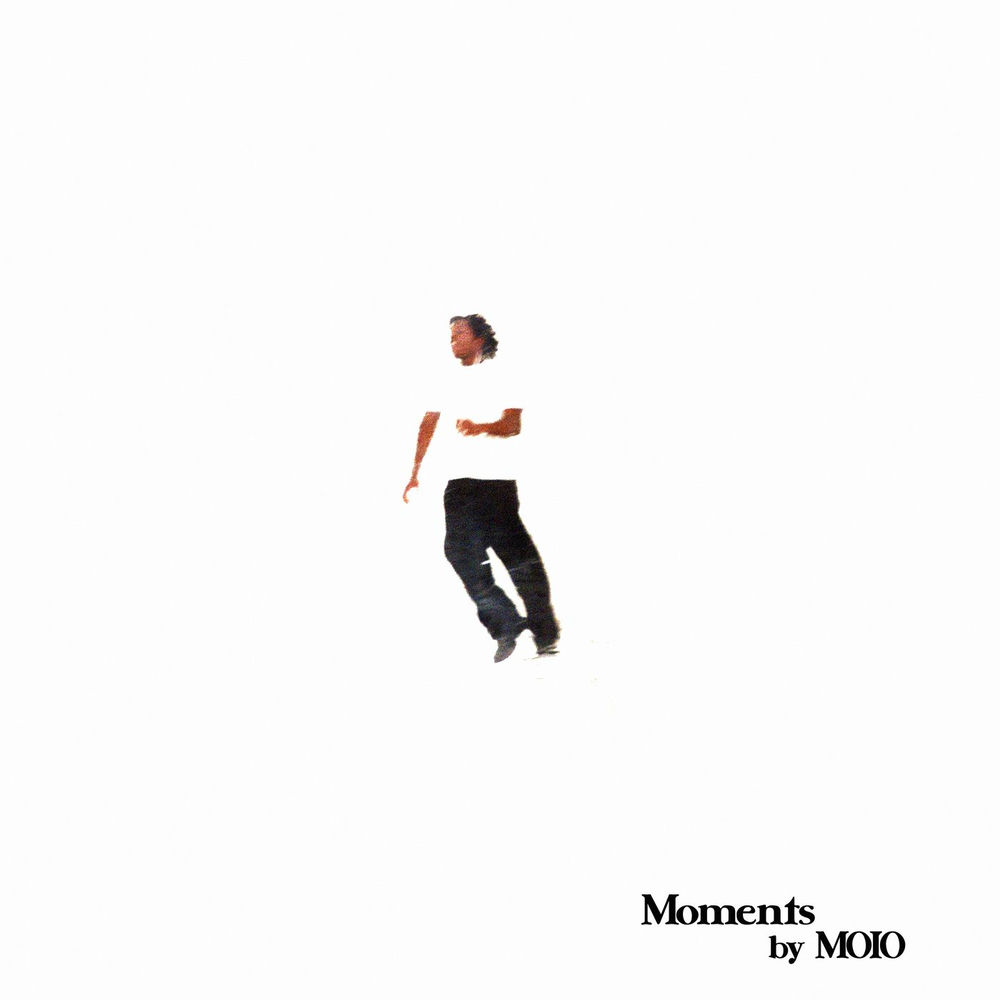 MOMENTS by MOIO