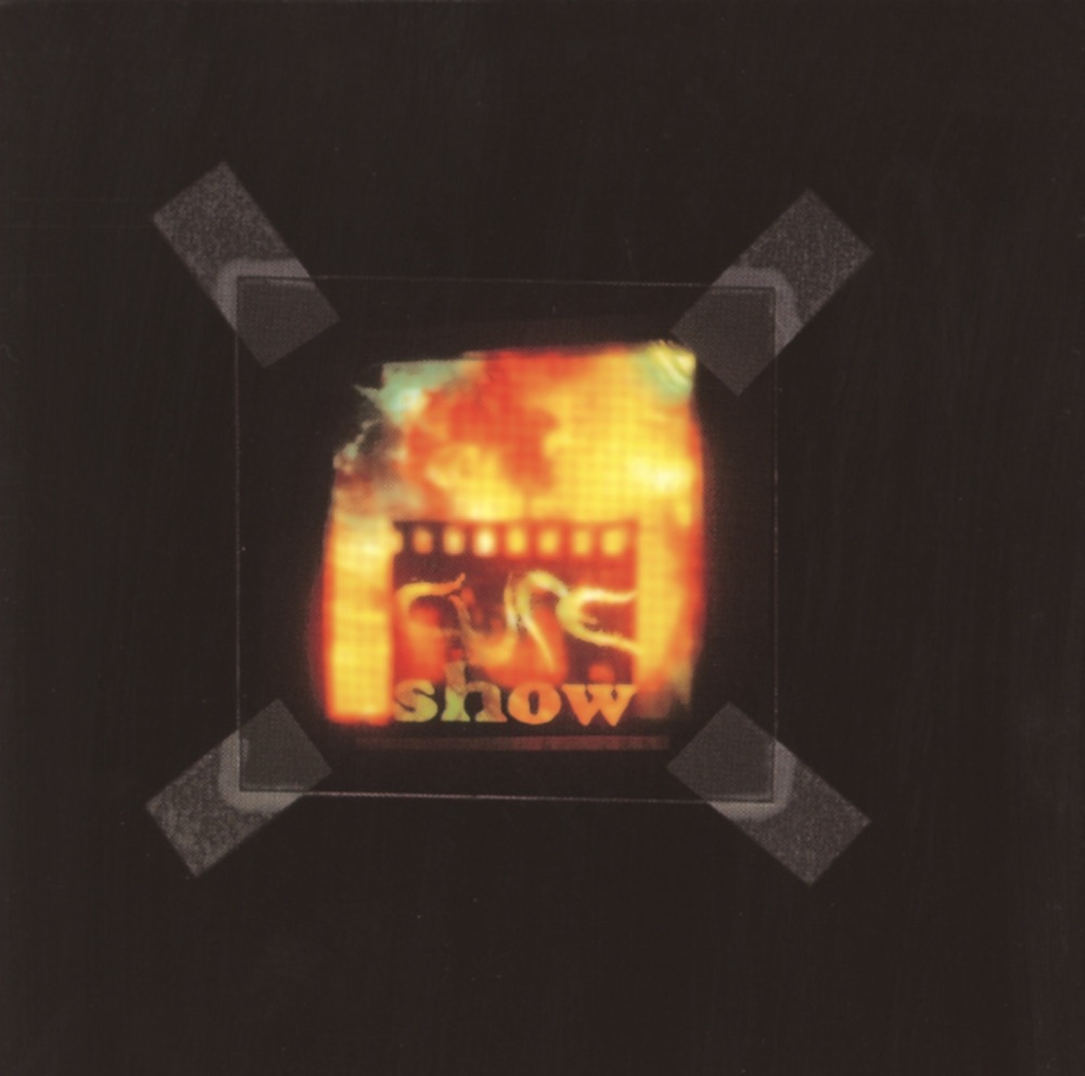 SHOW by CURE